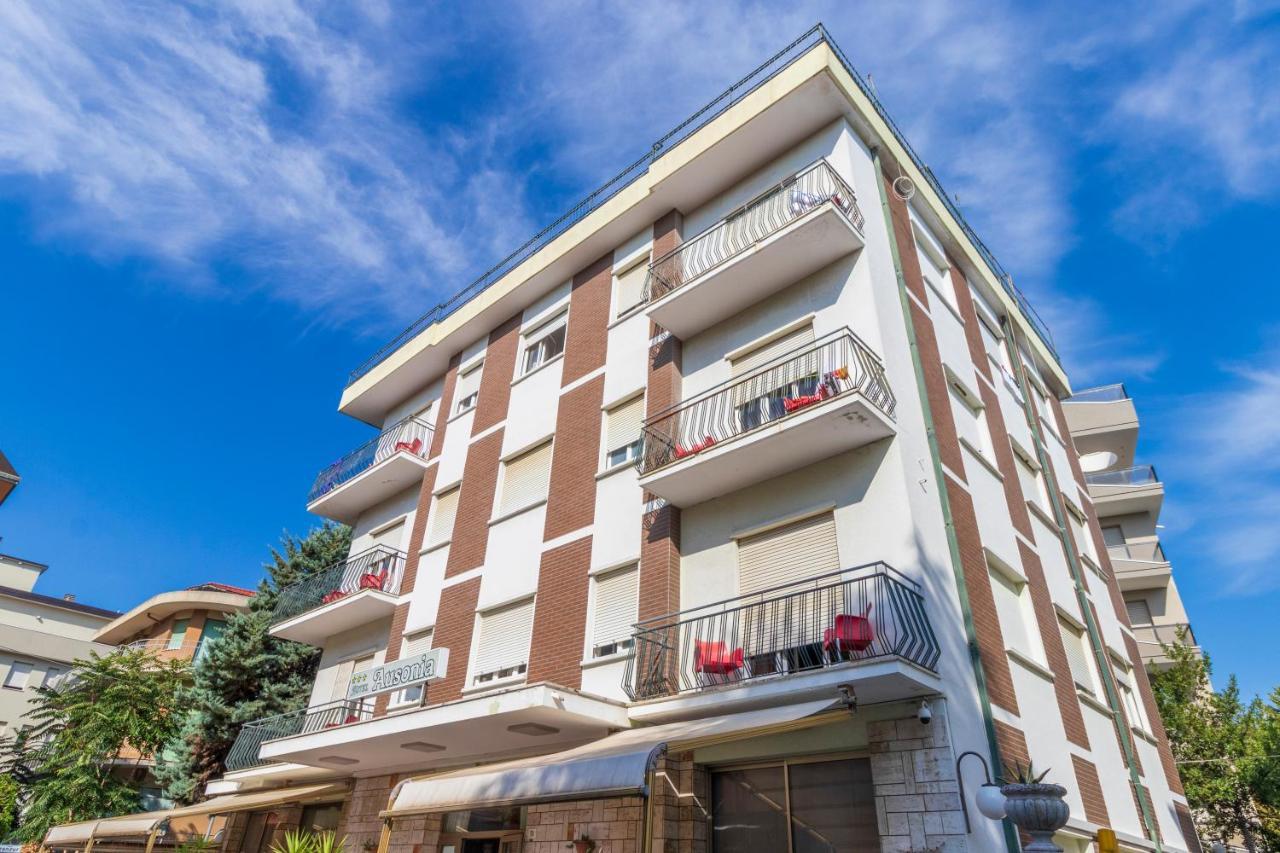 Hotel Ausonia Rimini Esterno foto