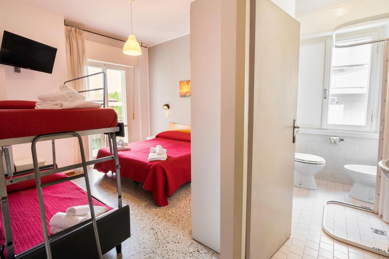 Hotel Ausonia Rimini Esterno foto