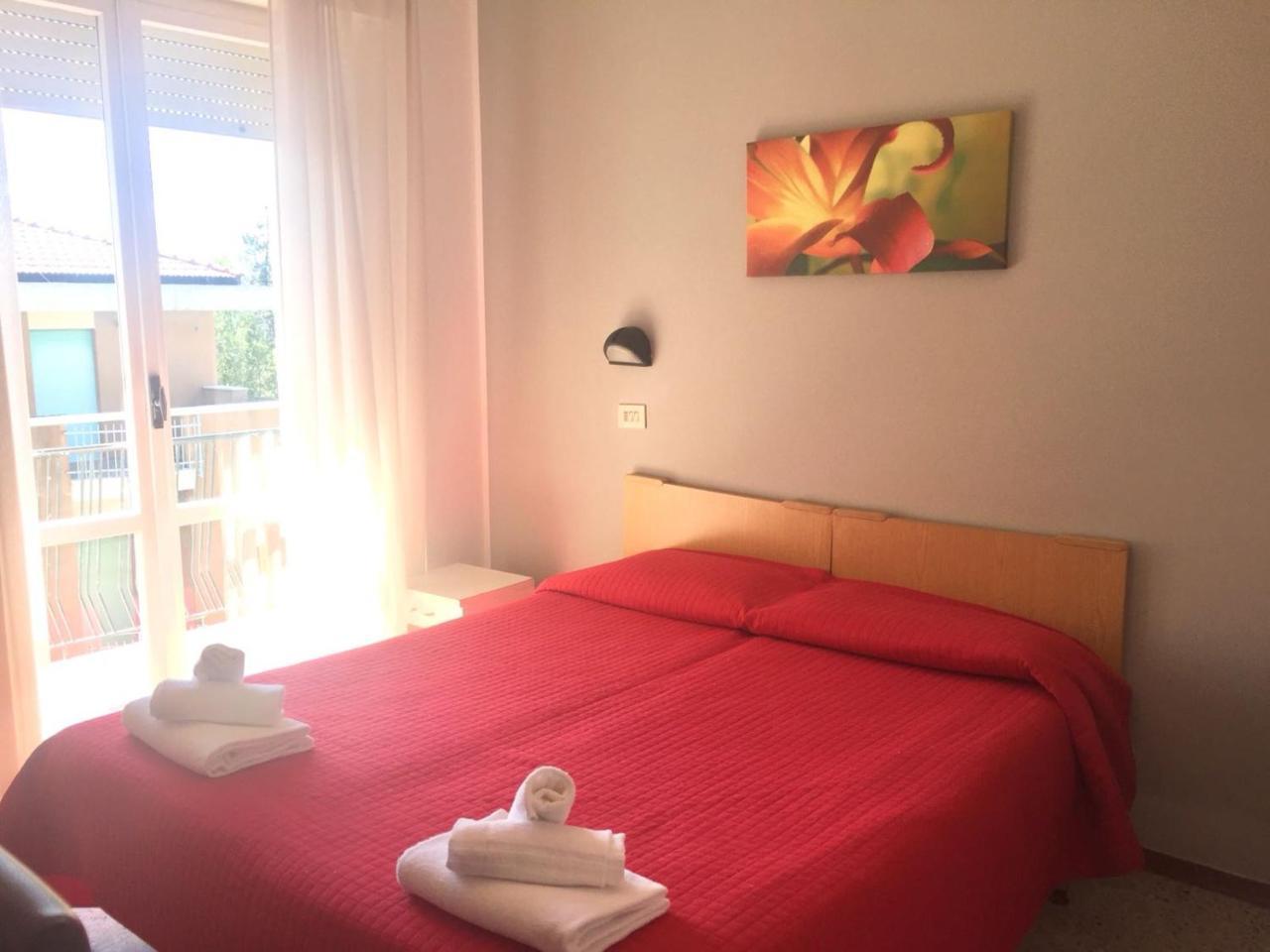 Hotel Ausonia Rimini Esterno foto